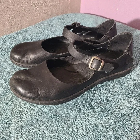 Born Mary Jane Flats Black Leather Buckle Comfort Shoes Women 9.5M - Picture 2 of 10